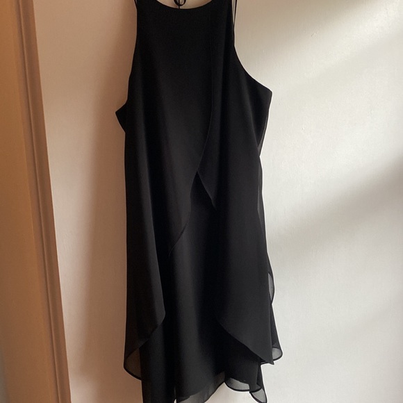 Women’s black BCBGeneration dress - Picture 3 of 6